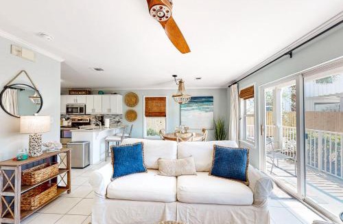 Seagrove Beach Apartment | Sugar Sand Oasis