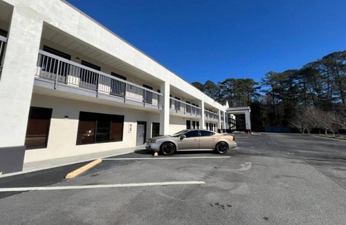 Griffin Apartment | Suite- 2 Full Beds Non-Smoking