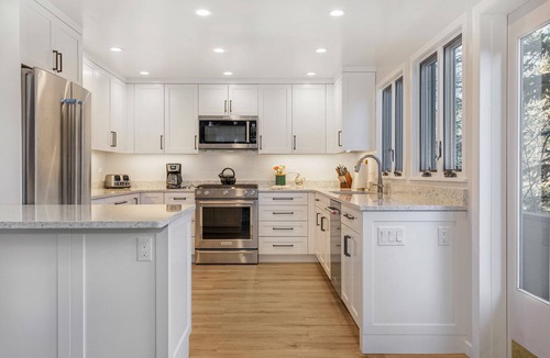Vail House | *Summer Sale* Vail Village - Private Hot Tub, Game Room & Prestigious Forest Road Location