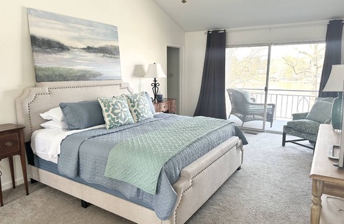 Jonesboro House | Summer Vacy/20-30 minutes to downtown Atlanta/Sleeps 12/Private Pool