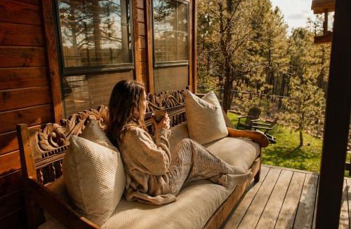 Show Low Ski Chalet | Sunset-View A-Frame Cabin Sleeps 12 Dog Friendly