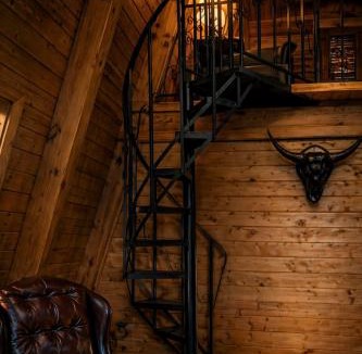 Show Low Ski Chalet | Sunset-View A-Frame Cabin Sleeps 12 Dog Friendly