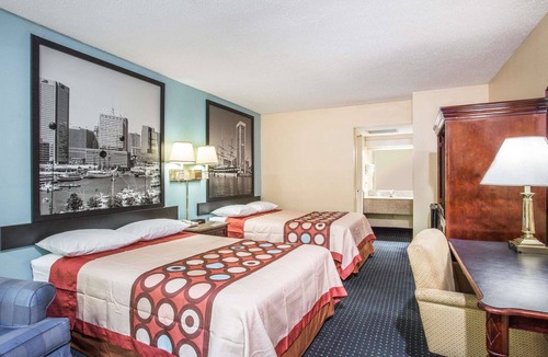 Camp Springs Hotel | Super 8 by Wyndham Camp Springs/Andrews AFB DC Area