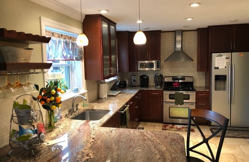 Three Chopt House | Super Location. Close to about everywhere .Great value.Over 200 reviews!
