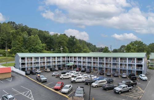 Summersville Hotel | SureStay Hotel by Best Western Summersville