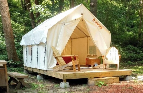 Burbank RV Rental | Tentrr State Park Site - Nebraska Ponca State Park - Woodland K - Single Camp
