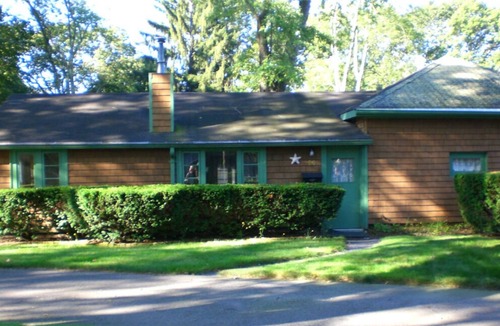 Barrington Cottage | The Barrington Cottage -all on one level! Your home away from home.