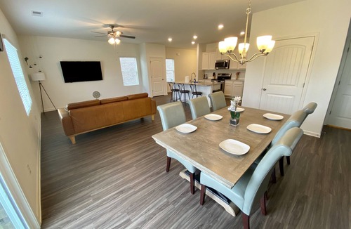 Fultondale House | 🏠 The Birmingham Corner - 10 min. to Downtown