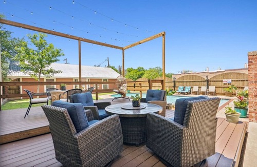 Eastland Hotel | The Burnet Room at The Eastland Historic Hotel