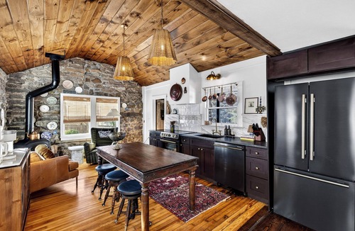 Clinton Cottage | The Connecticut Cottage Historic Modern Charm