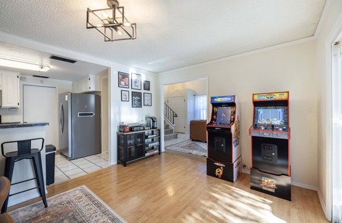 South Natomas House | The Cozy Sac-Pool/large yard & attractions nearby