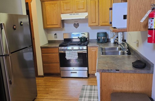 Warrens Cabin | The Green Bear Cabin (Unit A) Near Jellystone/Three Bears Resort in Warrens, WI