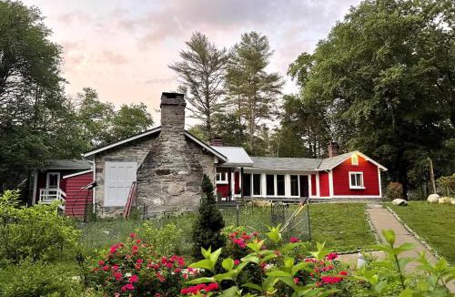 Hope Valley House | The Guest House at River Haven Sanctuary