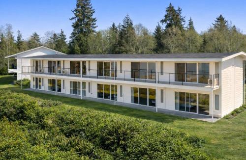 Astoria Hotel | The Herondale Hotel