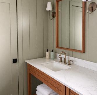Astoria Hotel | The Herondale Hotel