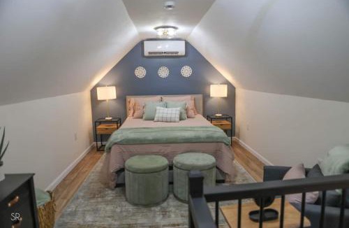 Preston House | The Horse Carriage 2 Miles From Foxwoods Casino