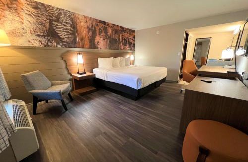 McMinnville Hotel | The Inn At Tree City, BW Signature Collection