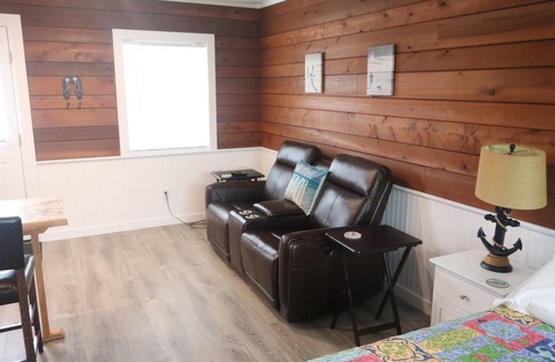 Copalis Beach Hotel | The Lowtide Motel