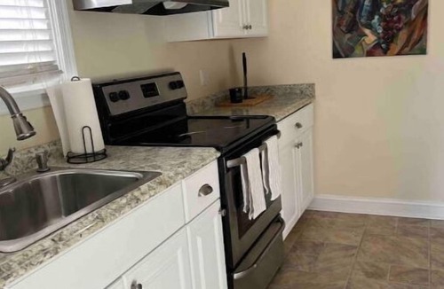 New Castle Apartment | The Mercury B & B