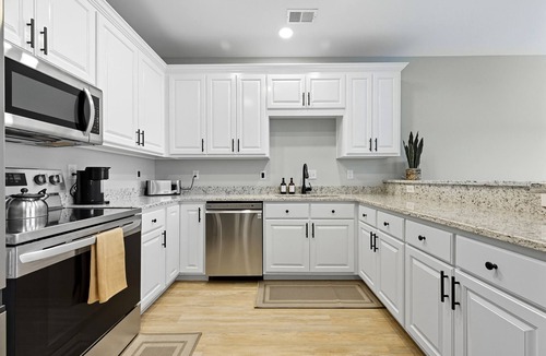 Hampton House | The Meridian: Sunrise Escape in Hampton