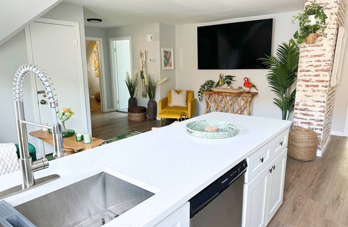 West New Haven Apartment | The Nest At Elm City Flats.