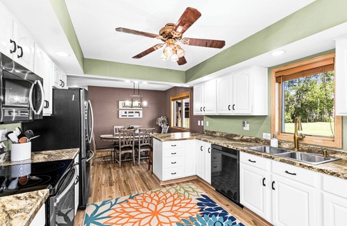 Billings Park House | The New York - Billings Park Near Duluth w/2-Car Garage & Fenced Yard