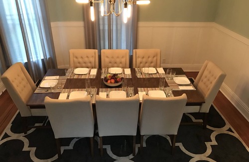 Muscatine House | The Pearl House -- Muscatine Vacation Rental