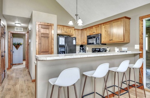 Spirit Lake House | The Playing Hooky Cabin at Bridges Bay Resort