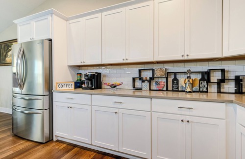 Ankeny House | The Rehoboth- Iowa -Entire Home, 4BR- Deluxe & Elegant, Great Location near I-35