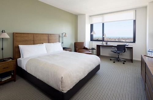 Woodlawn Hotel | The Study at the University of Chicago