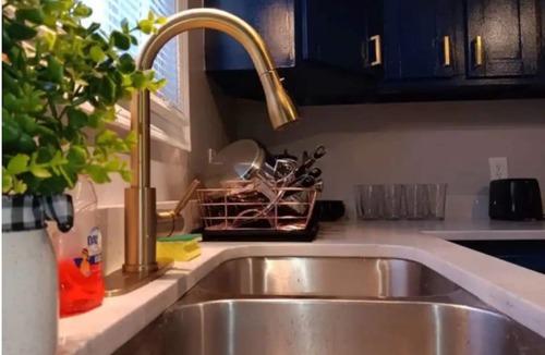 Wanskuck Apartment | The Townhome at Wanskuck Village 4Bed 2Bath New w/Parking