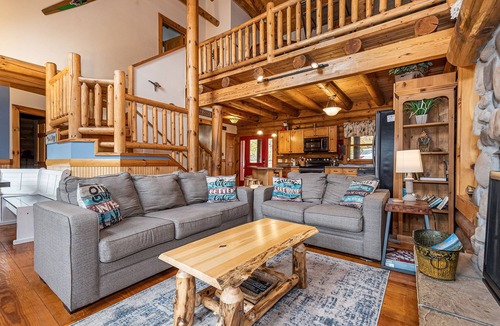 McHenry Cabin | The Treehouse
