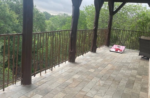Buda Cottage | The Upper Room | 360° Patio Views & Elevated Hill Country Escape
