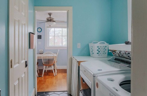 Waynesboro House | The Wayne Shire: Sleeps 8 + Downtown Waynesboro