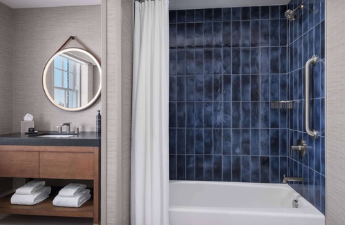 Lindenwald Hotel | The Well House Hamilton, Tapestry Collection By Hilton