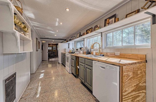 Ligonier Cabin | The Woodsman's Cottage at Cliffwood Colony