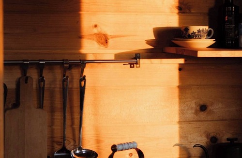 Almelund Cabin | The Writers Cabin-Sauna/hot tub/river access