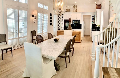 Seaside House | Three Kings in Seaside! 6 Bedroom Home, Sleeps 12! + 2 Adult Bikes!