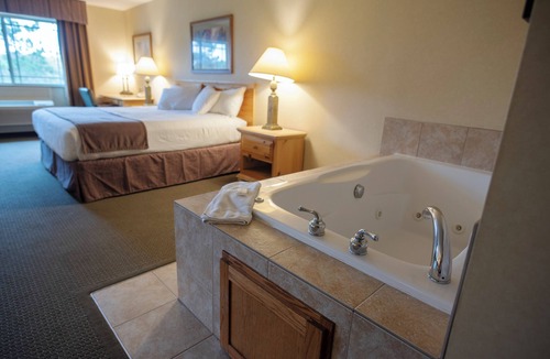 Ottertail Hotel | Thumper Pond Resort