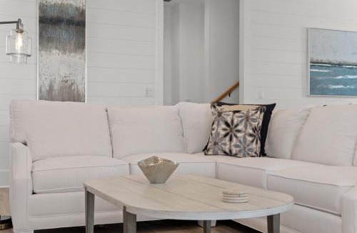 Oakville House | Tidal Time Estate With Game Room And Lsv