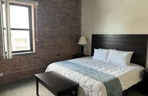 Downtown Toledo Apartment | Toledo Tranquility: Luxe 2-Bed Retreat - Your Perfect Stay Awaits! ADA compliant