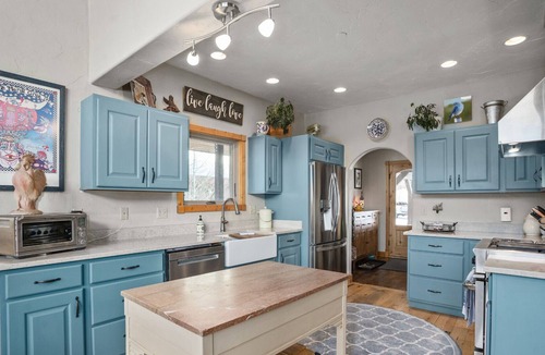 Steamboat Springs Cabin | Tranquil Cabin in the Woods, 1 bedroom plus Loft Bedroom, Mountain Views