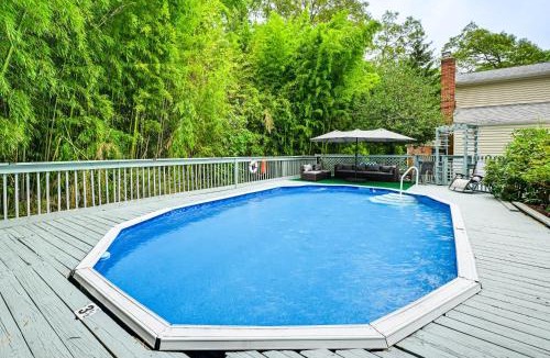 Hauppauge House | Tranquil & Pet-Friendly Estate on Long Island!