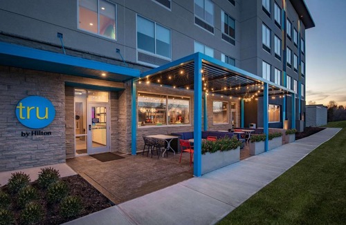 Sharonville Hotel | Tru By Hilton Sharonville, OH