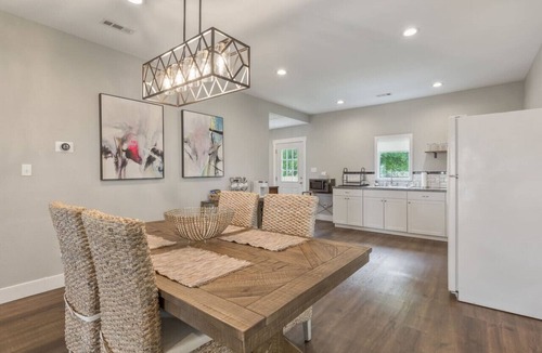 Tulsa House | Tulsa Boho Bungalow | King Bed Near Dtwn EXPO TU