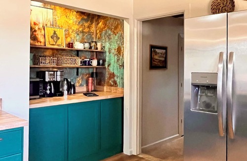 Cottonwood-Verde Village House | unique pet friendly home w sauna near old town, wineries, 15 minutes from sedona