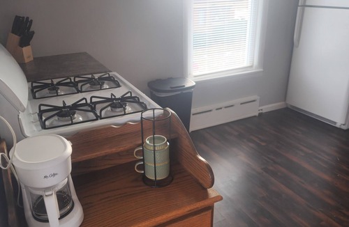 Springfield Apartment | Unique Route 66 themed, family-friendly! Located 5 minutes from Scheels park.