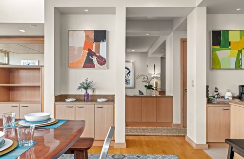 Cedar Heights House | Unique Seattle Gem: 5BR + 3.5BA w/lake & mountain views, AC, close to transit