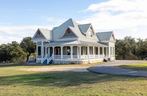 Dripping Springs House | Unique Victorian Estate - The Llama Ranch