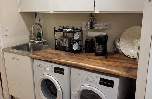 The Bowl of Edmonds Apartment | View 1-bedroom apartment. Walking distance to Downtown Edmonds.